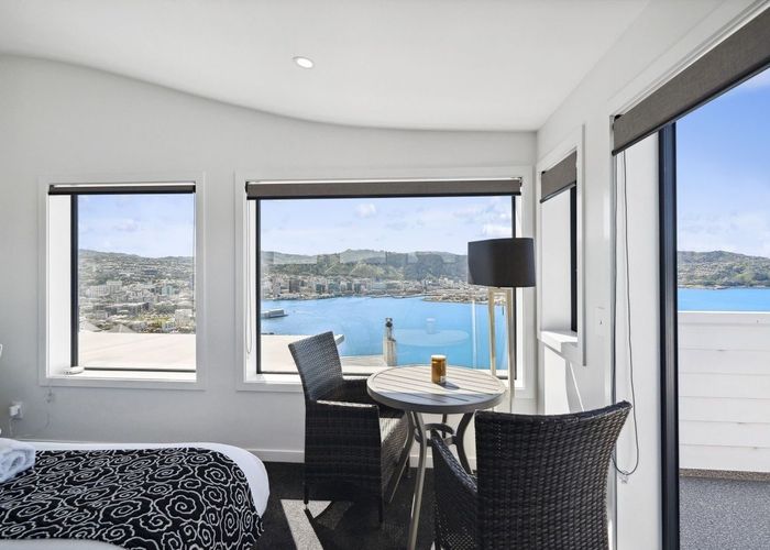  at 4A Robieson Lane, Roseneath, Wellington, Wellington