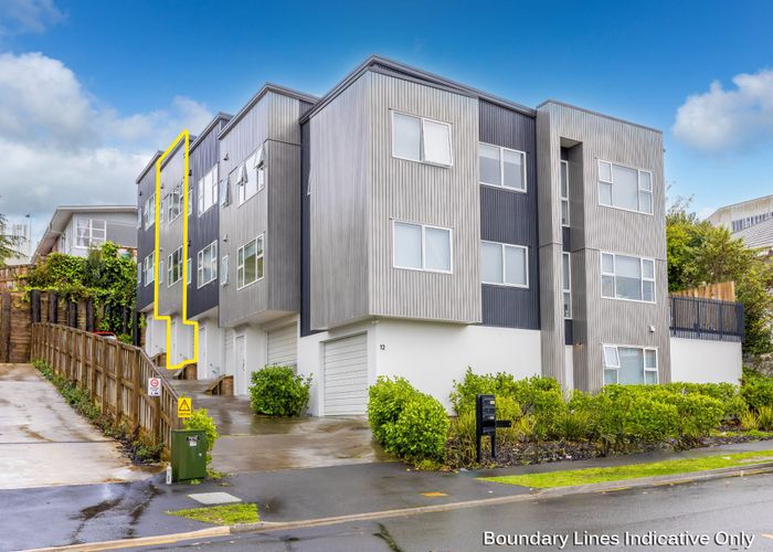  at 4/12 Scotland Place, Hillcrest, Hamilton