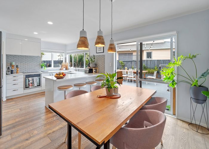  at 4/287 Vipond Road, Stanmore Bay, Rodney, Auckland