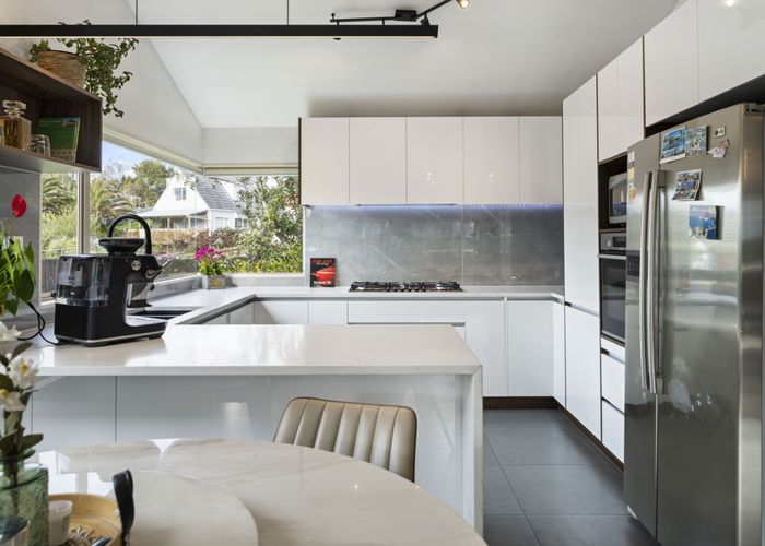  at 75 Kamara Road, Glen Eden, Waitakere City, Auckland