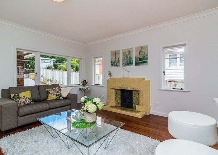  at 10 Wolseley Street, Morningside, Auckland