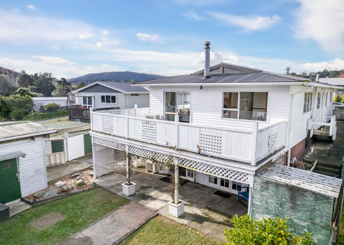  at 31 Aniseed Grove, Timberlea, Upper Hutt