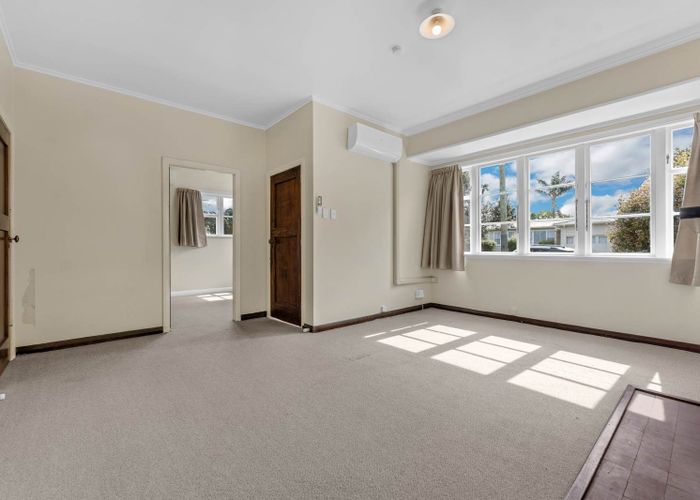  at 4 Fairlands Avenue, Waterview, Auckland City, Auckland