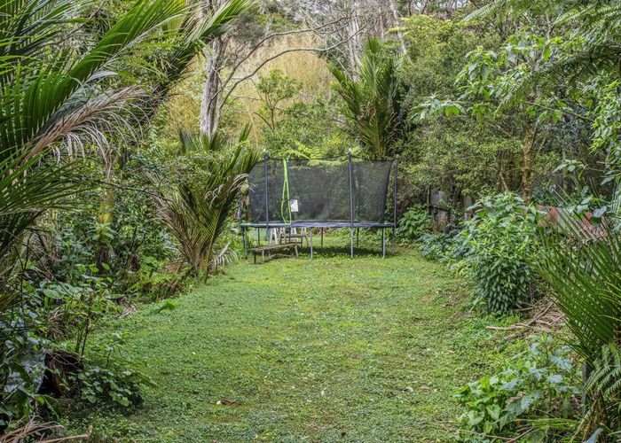  at 61 Western Road, Laingholm, Waitakere City, Auckland