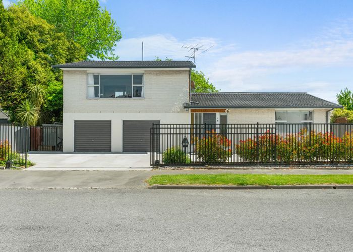  at 3 Sarabande Avenue, Redwood, Christchurch