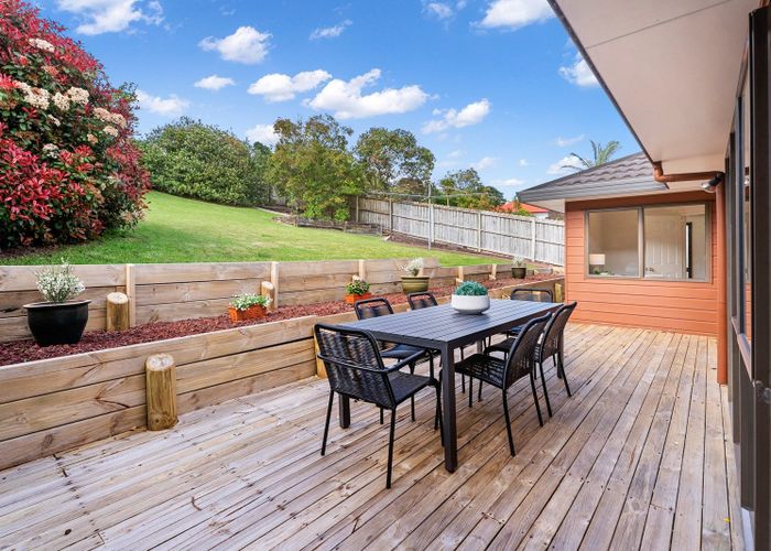  at 24 Bayside Drive, Browns Bay, North Shore City, Auckland