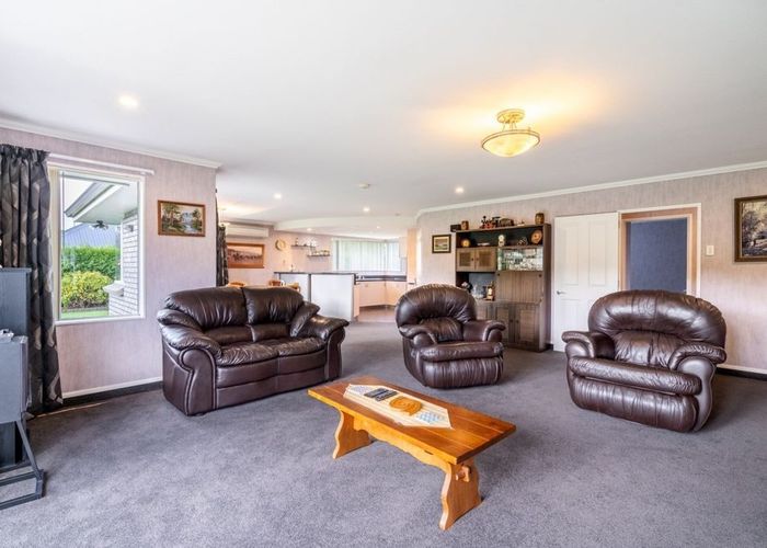  at 8 Mcauley Place, Waikiwi, Invercargill