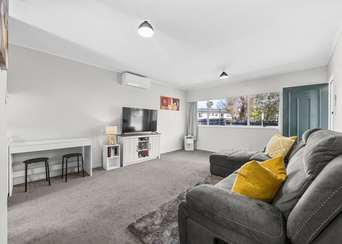  at 5/19 Bayside Avenue, Te Atatu Peninsula, Waitakere City, Auckland