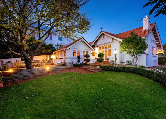  at 7 Cobden Lane, Bluff Hill, Napier, Hawke's Bay