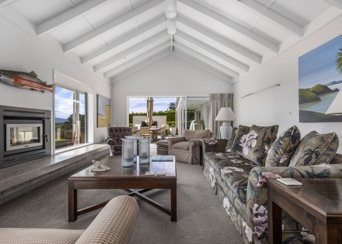  at 86 Emerald Glen Road, Paekakariki, Kapiti Coast, Wellington