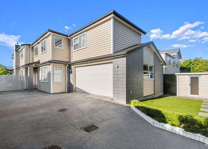  at 73 Gribblehirst Road, Sandringham, Auckland
