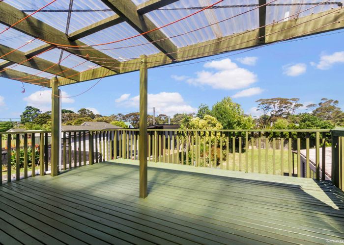  at 28 Birdwood Road, Swanson, Auckland