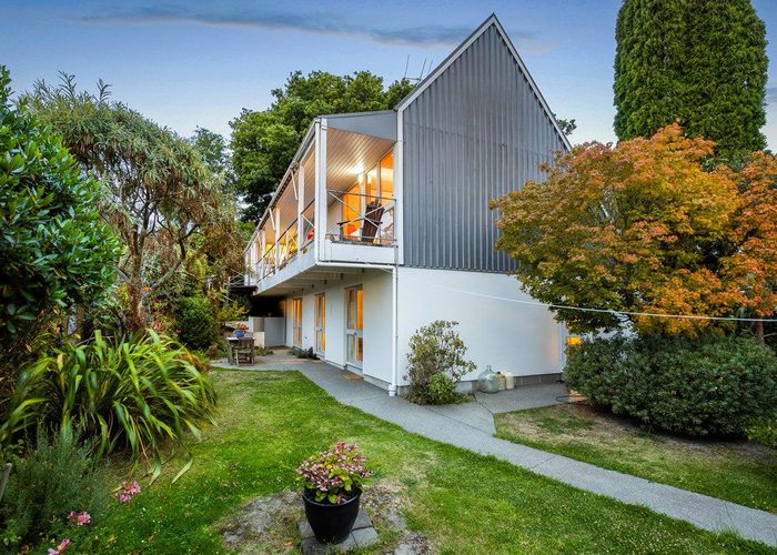  at 140 Dyers Pass Road, Cashmere, Christchurch