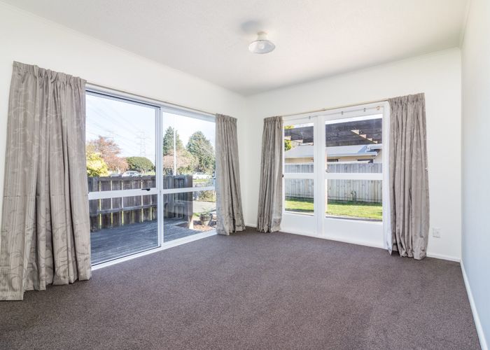  at 316 Memorial Avenue, Burnside, Christchurch City, Canterbury