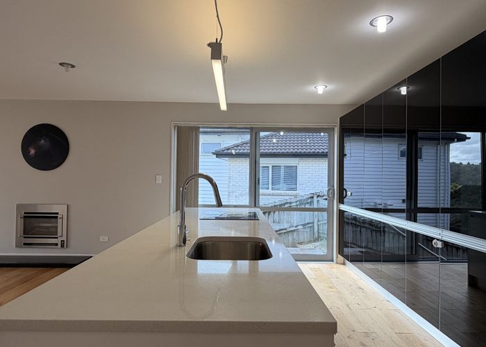  at 70 Laurel Oak Drive, Albany, North Shore City, Auckland