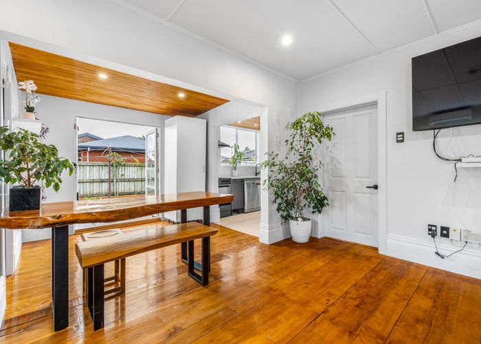  at 15 Donegal Street, Belfast, Christchurch City, Canterbury