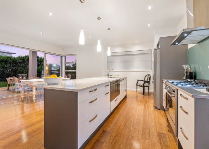  at 11 Bella Vista Drive, Gulf Harbour, Whangaparaoa