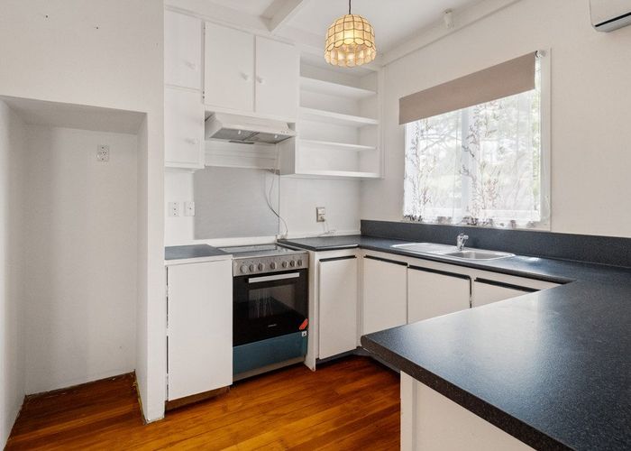  at 160 Normanby Road, Paeroa, Hauraki, Waikato
