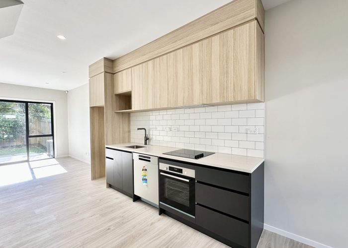  at 5/644 Te Atatu Road, Te Atatu Peninsula, Waitakere City, Auckland