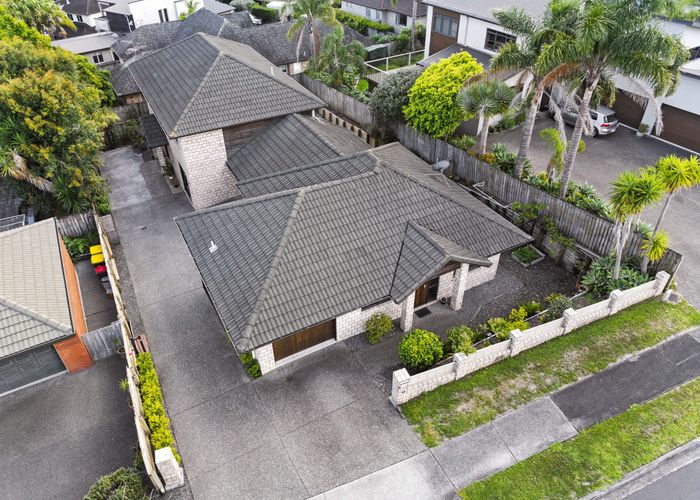  at 4 Aldon Lane, The Gardens, Auckland