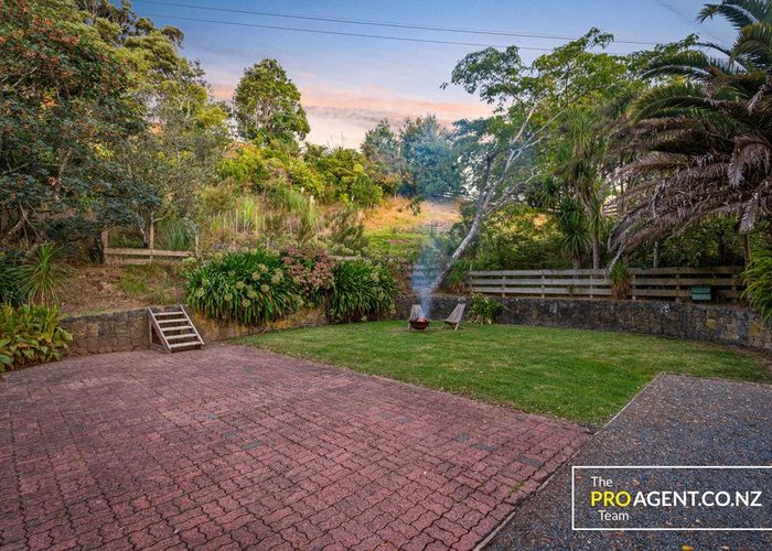  at 33d Landing Road, Titirangi, Waitakere City, Auckland