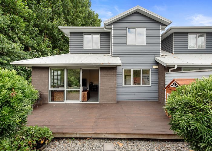  at 6 Bowery Lane, Chartwell, Hamilton