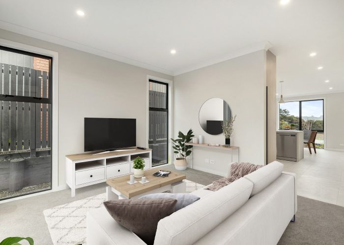  at 33 Isabella Lane, Western Heights, Waitakere City, Auckland