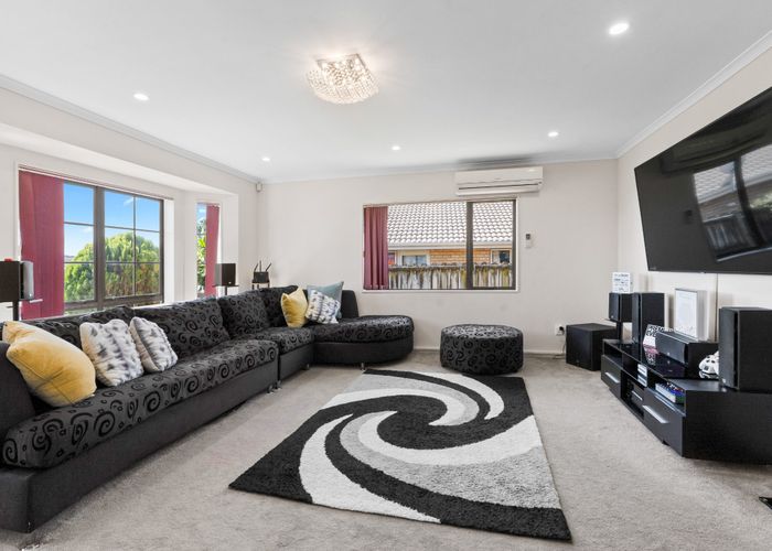  at 94 Pitt Avenue, Clendon Park, Auckland