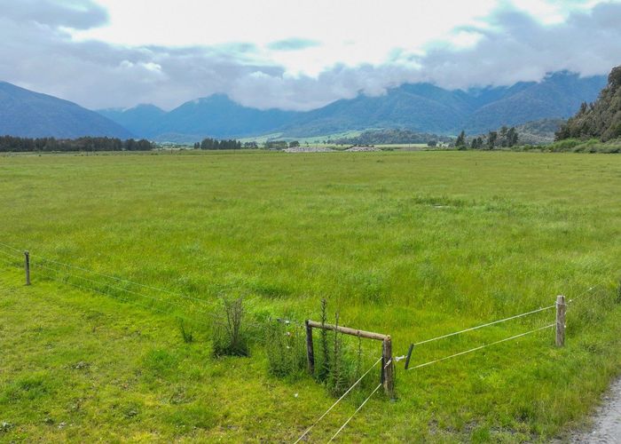  at Station Road and Hodgkinson Road, Moana, Grey, West Coast