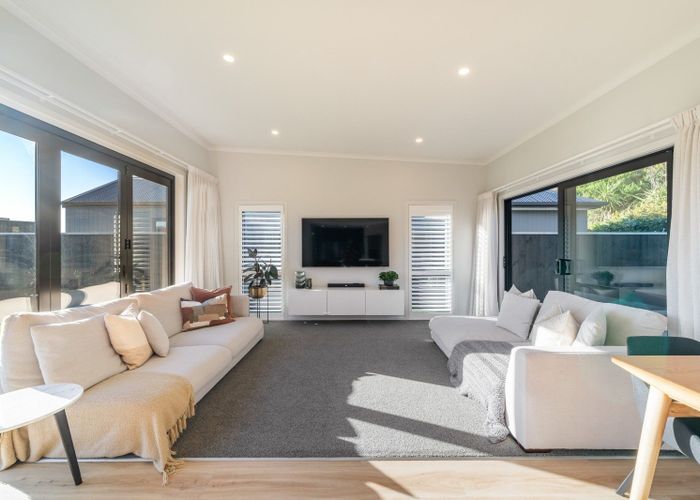 at 12 Kaiaho Close, Aotea, Porirua, Wellington