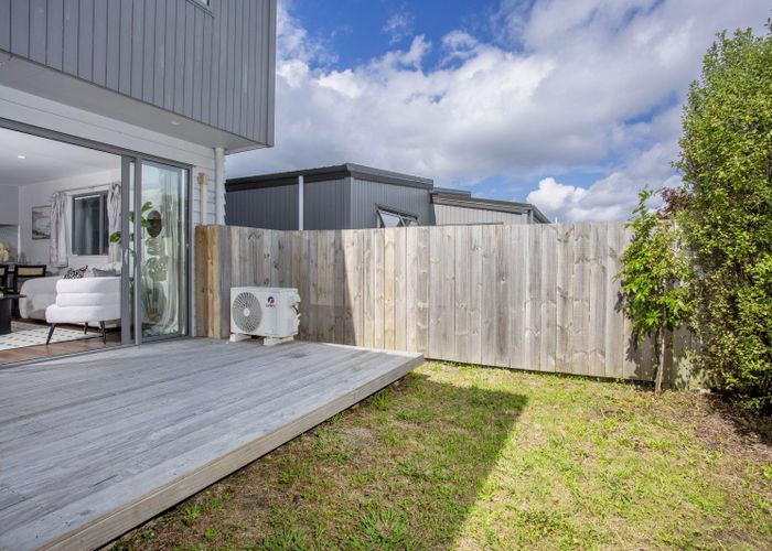  at 32B Gulf View Road, Murrays Bay, North Shore City, Auckland