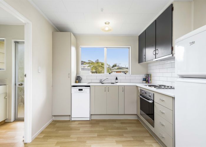  at 22 Homestead Place, Glenview, Hamilton