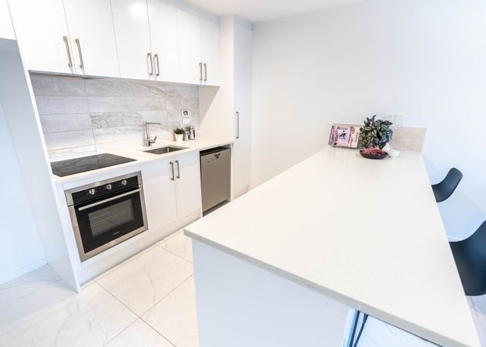  at 31/99 Mays Road, Te Papapa, Auckland