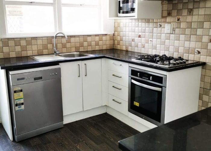  at 2/430 Mount Albert Road, Mount Roskill, Auckland City, Auckland