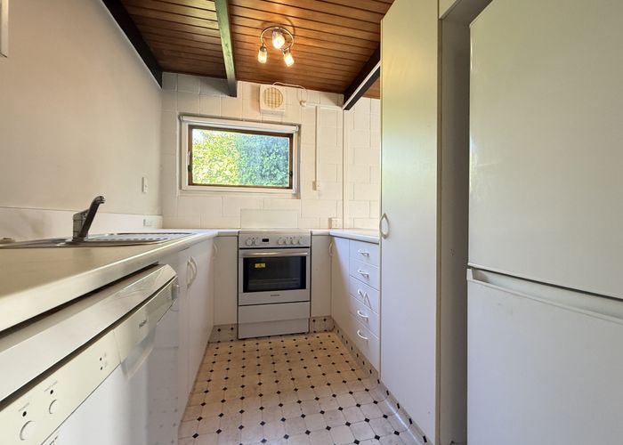  at 4/100 Office Road, Merivale, Christchurch City, Canterbury