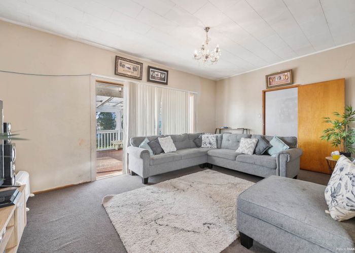  at 78 Henwood Road, Mangere East, Auckland