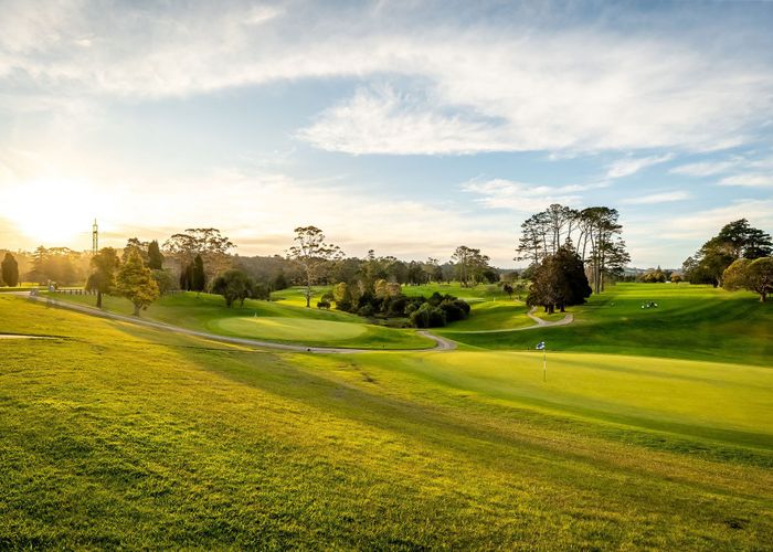  at 33 Oak Manor Drive, Albany, North Shore City, Auckland