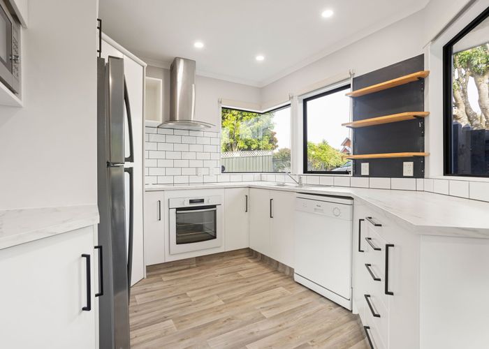  at 51 Sunnyhills Avenue, Glenview, Hamilton, Waikato