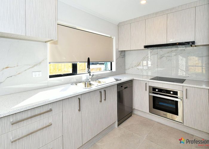  at 122A Buckland Road, Mangere East, Manukau City, Auckland