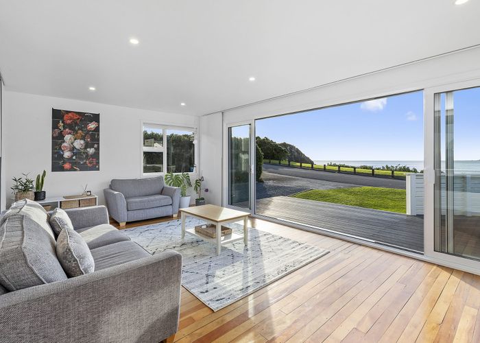  at 3 Terrace Road, Titahi Bay, Porirua, Wellington