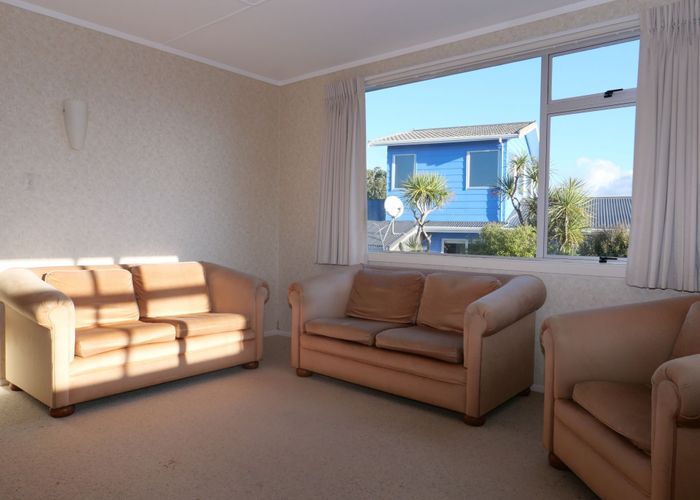  at 115 Gloaming Hill, Titahi Bay, Porirua, Wellington