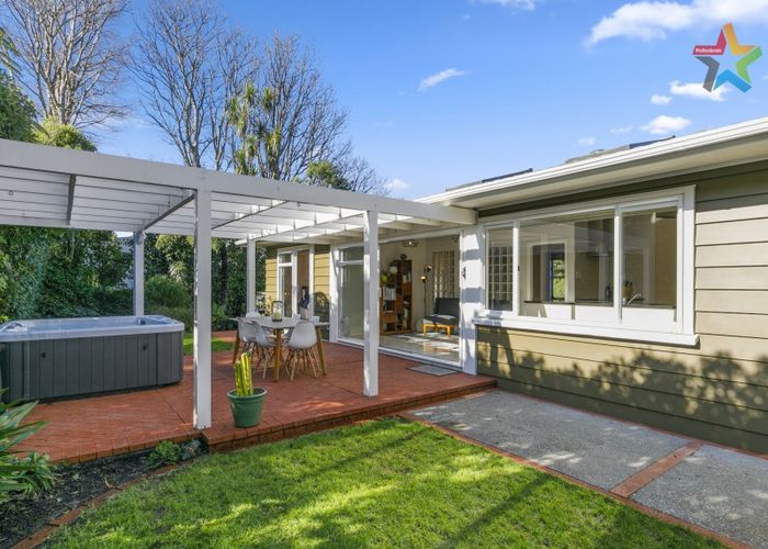  at 14 Pomare Road, Tirohanga, Lower Hutt