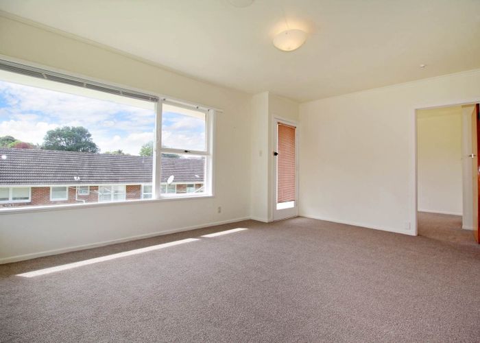  at 6/32 Alamein Avenue, Belmont, North Shore City, Auckland