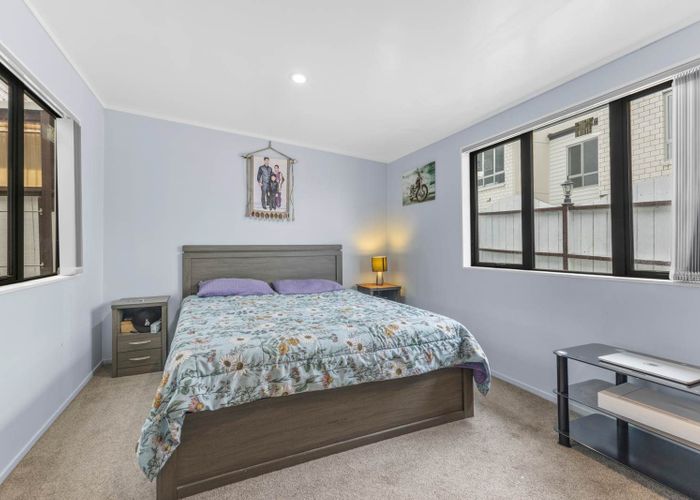  at 2/86 Alfriston Road, Manurewa East, Manukau City, Auckland