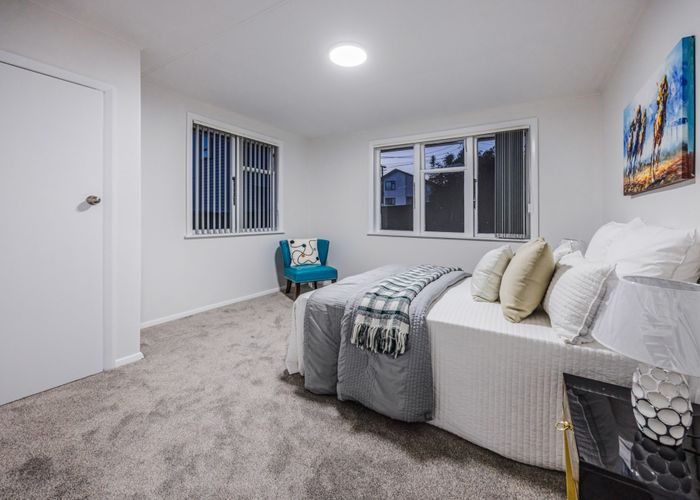  at 21 Farnborough Crescent, Mangere, Manukau City, Auckland