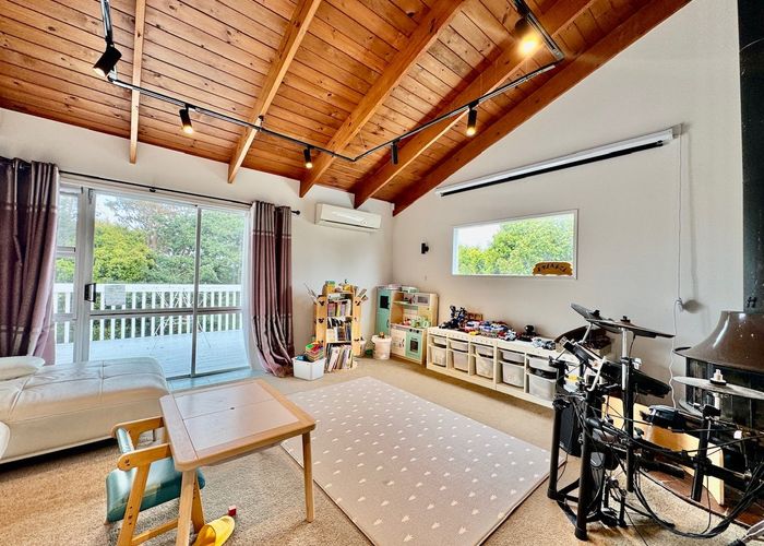  at 61 Waimumu Road, Massey, Waitakere City, Auckland