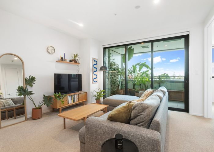  at 103/6 Waikumete Road, Glen Eden, Waitakere City, Auckland