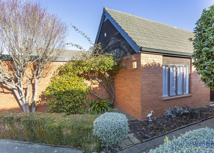  at 16/415 Mairehau Road, Parklands, Christchurch