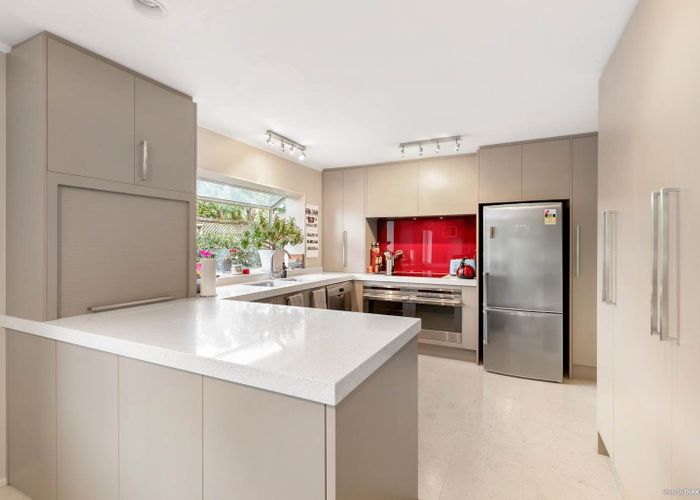  at 2/7 Tahuri Road, Epsom, Auckland City, Auckland