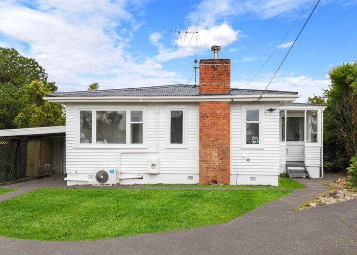  at 1/63 Arran Road, Browns Bay, Auckland